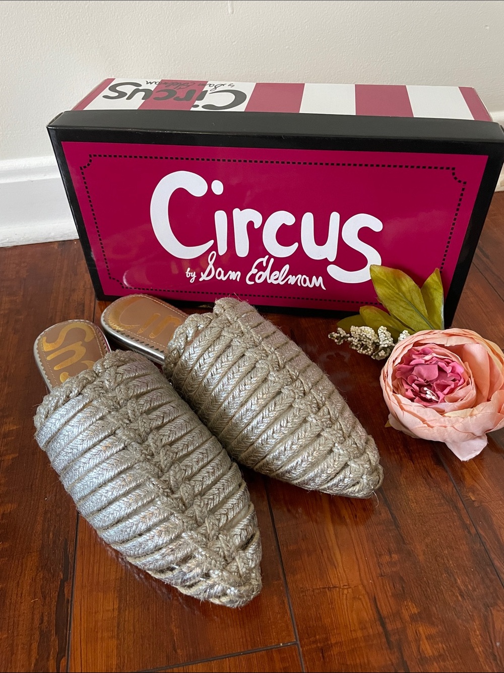 Circus by Sam Edelman Nadie Metallic Braided Pointed